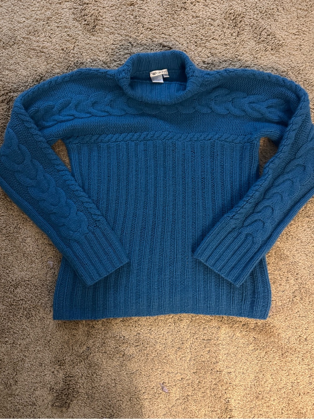 Worth 100% cashmere Cable-Knit Turtleneck Sweater